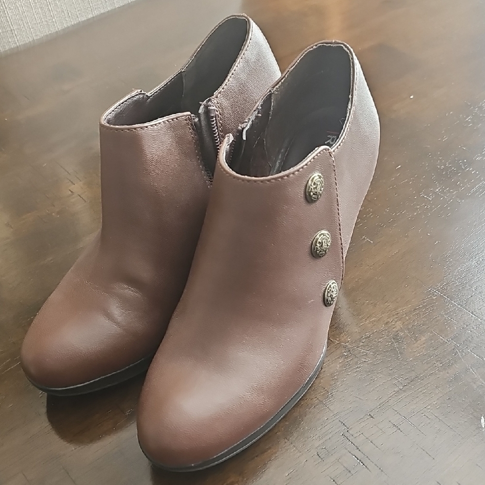 Rialto Penston Booties - Picture 3 of 12